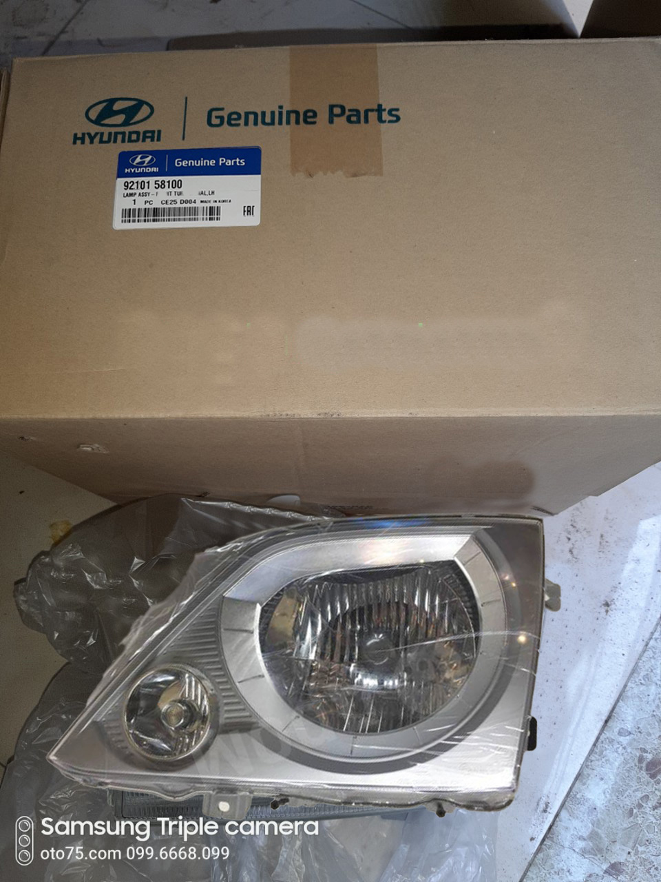 Đèn pha (HEAD LAMP) 9210158100, 9210258100 cho Hyundai County