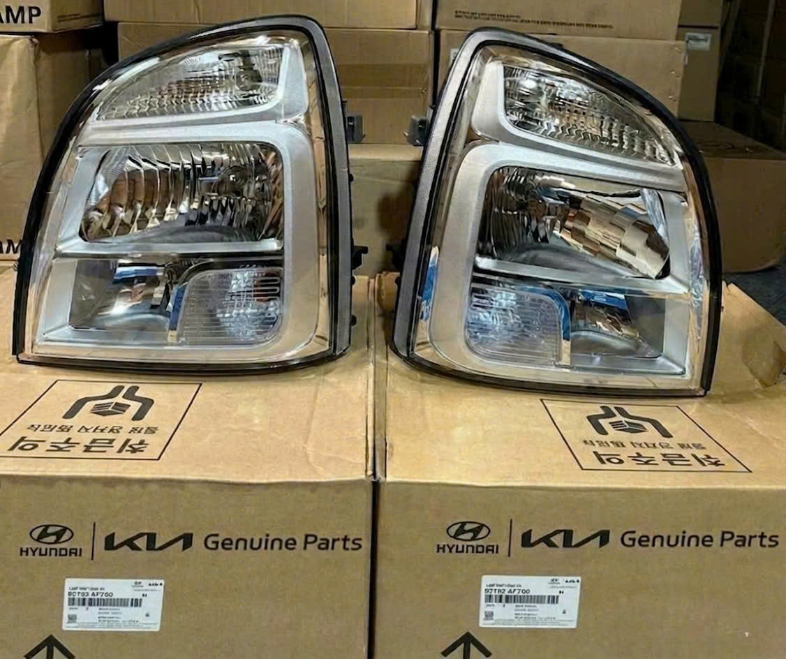 Đèn pha Hyundai Porter 921014F700 và 921024F700