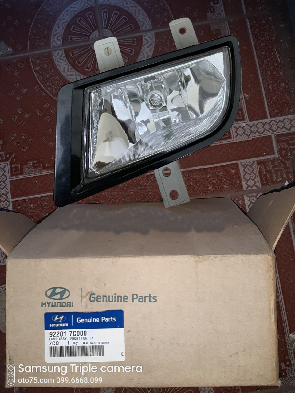 Đèn sương mù (LAMP ASSY-FOG) 922017C000, 922027C000 cho Hyundai HD320, Trago, Gold